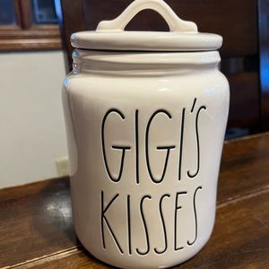 Rae Dunn Gigi’s Kisses canister
